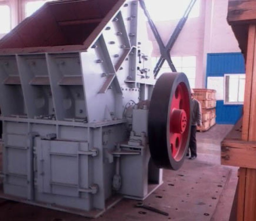 錘式破碎機(jī) 錘式破碎機(jī)